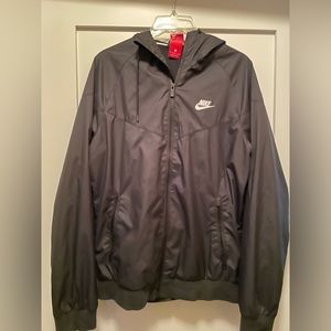 Men’s Nike Hooded Windbreaker